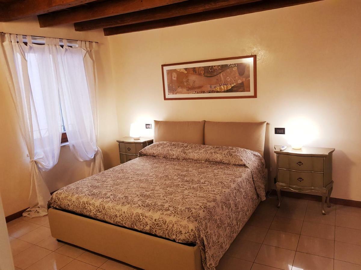 Elly'S House Villa Verona Exterior photo